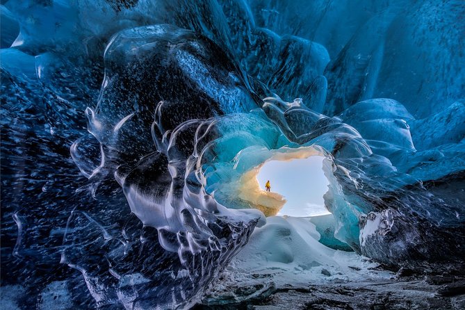 Ice Cave Tour In The National Park Of Vatnajökull Logistics And Meeting Point