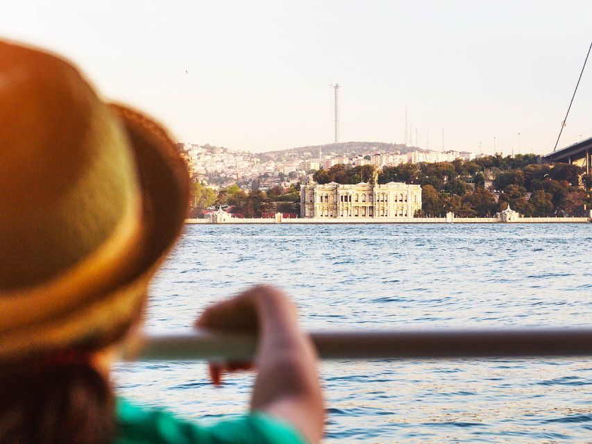 Istanbul: Golden Horn, Pier Loti Hill, and Bosphorus Cruise - Panoramic Bus Tour of Golden Horn