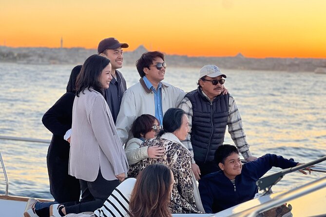 Istanbul Sunset Yacht Cruise on the Bosphorus With Transfers - Bosphorus Cruise Overview