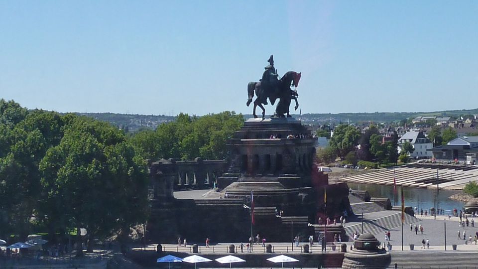 Koblenz: Old Town Tour With the Ehrenbreitstein Fortress - Exploring Münzplatz and the Roman Fort