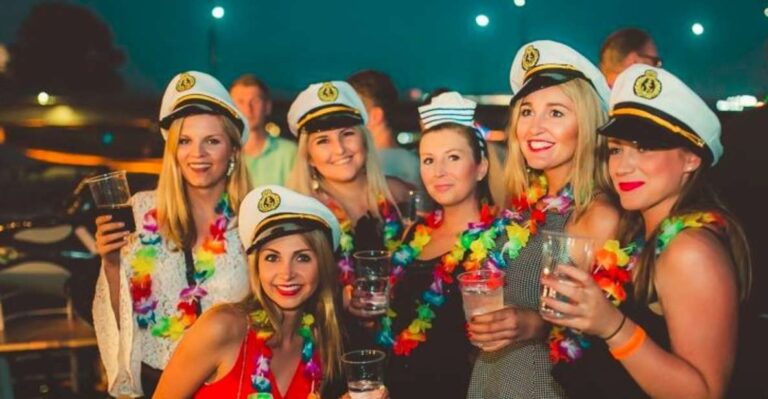 Krakow: Boat Party With Unlimited Drinks Activity Overview