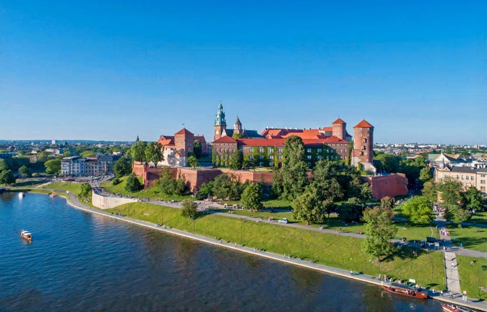 Krakow: Vistula River Sightseeing Cruise With Audio Guide - Tour Overview