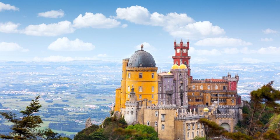 Lisbon: Guided Day Tour of Sintra, Pena, Regaleira & Cascais - Tour Duration and Starting Locations