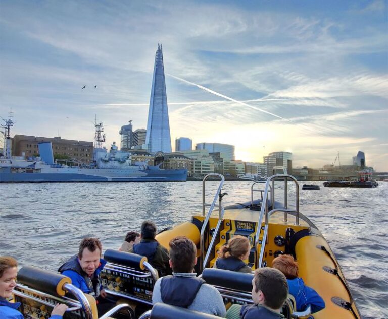 London: 40 Minute Ultimate Tower Rib Blast Speedboat Tour Experience Details