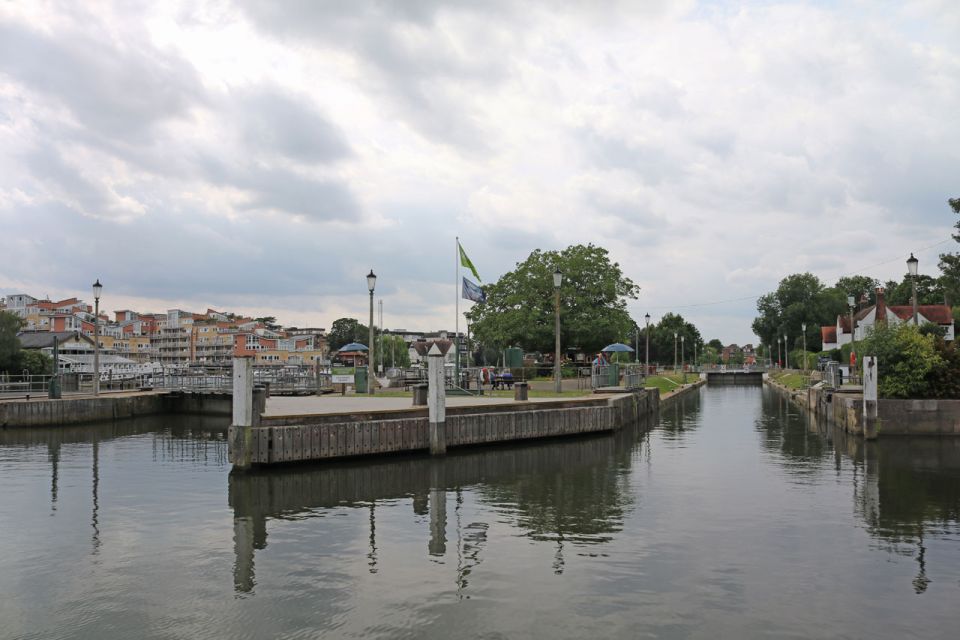 London: Kew to Hampton Court River Thames Cruise - Activity Overview