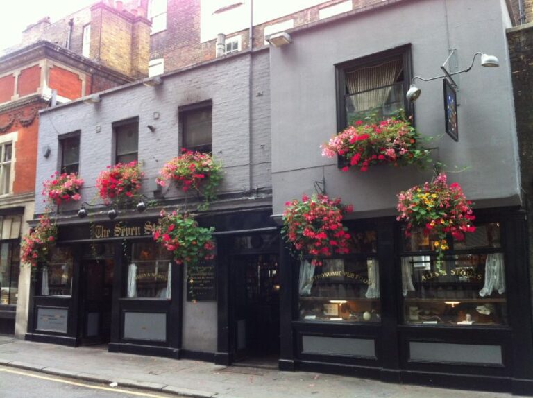 London: Private Tour Of Historic Pubs With A Friendly Guide Tour Highlights