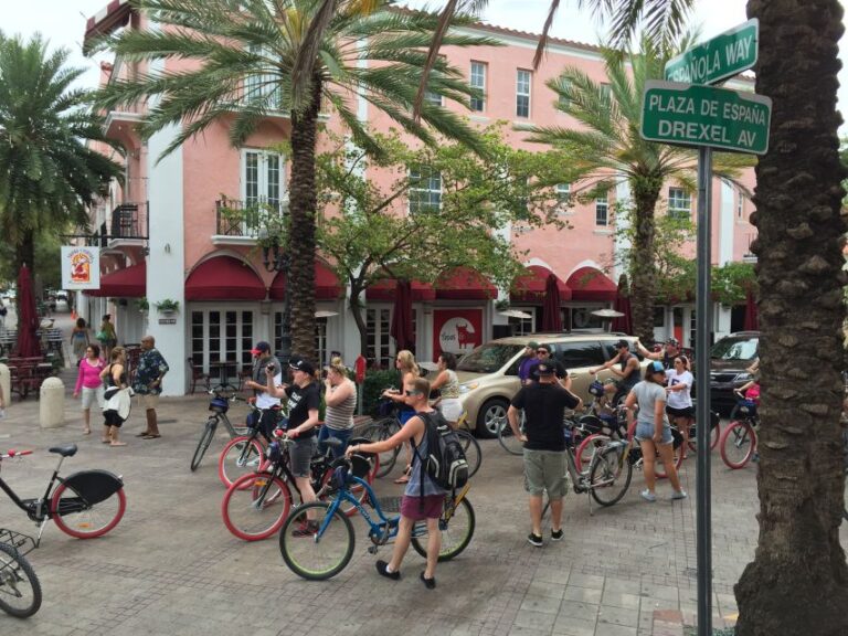 Miami: 2 Hour Art Deco Bike Tour Tour Overview