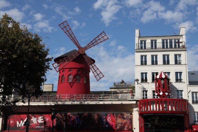 Montmartre Walking Tour Tour Overview