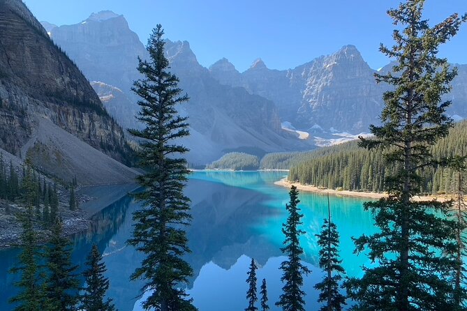 Moraine Lake: Sunrise Or Daytime Shared Tour From Banff/canmore Tour Overview