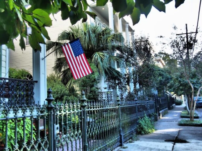 New Orleans: Garden District Tour Tour Overview