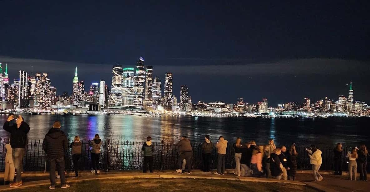 New York City Night Views - a Panoramic Hop-On-Hop-Off Tour - Tour Overview