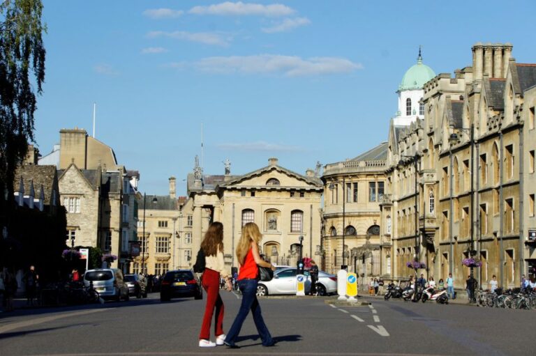 Oxford: Official University And City Walking Tour Tour Overview