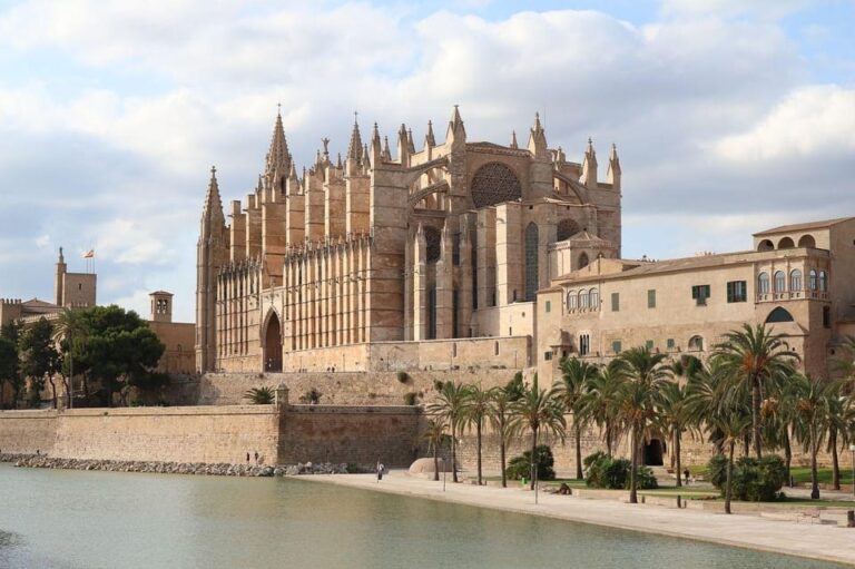 Palma De Mallorca Private Guided Walking Tour Tour Details