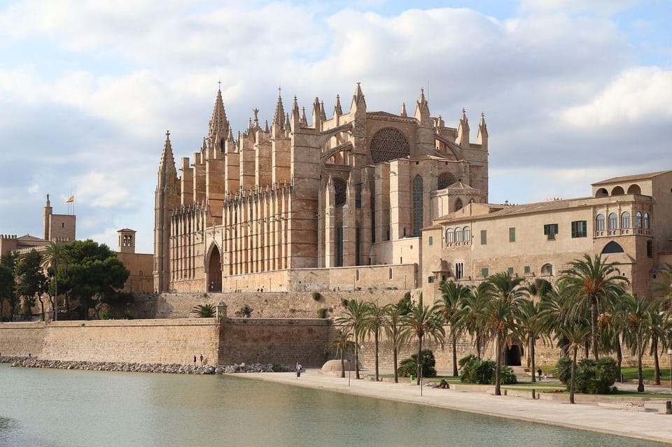 Palma De Mallorca Private Guided Walking Tour - Tour Details