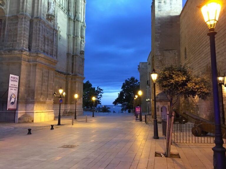 Palma Old Town Sunset Tour And Food Tastings Tour Overview