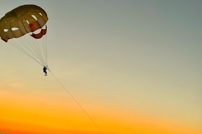 Parasailing Tour in Al Mouj Muscat - Overview of Parasailing Tour