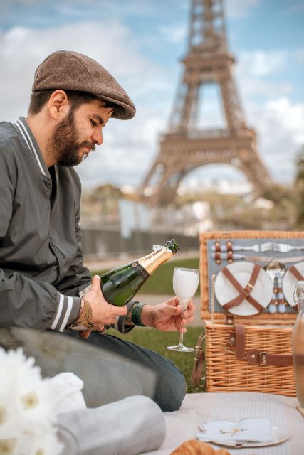 Paris: Picnic Experience in Front of the Eiffel Tower - Package Offerings