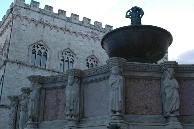 Perugia Private Walking Tour With Licensed Guide - Tour Overview