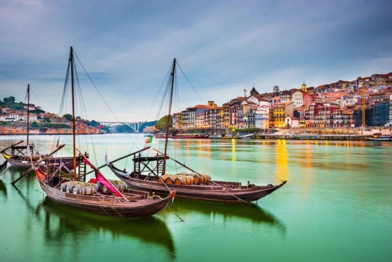 Porto's Romantic Pathways: A Love Story Porto City Hall