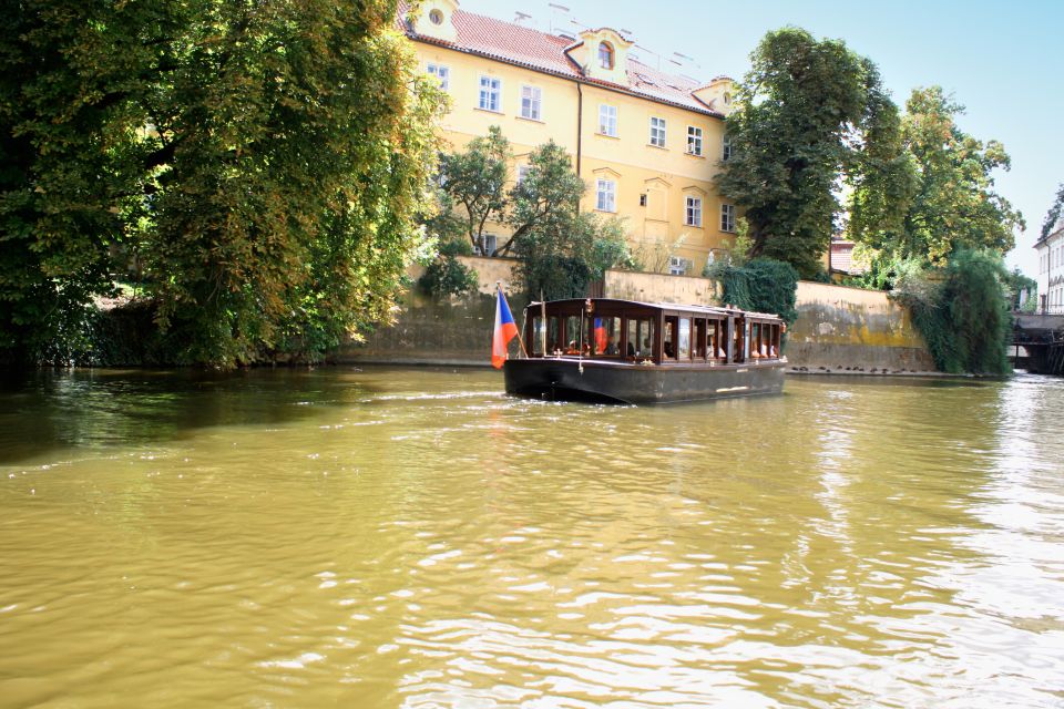 Prague: 1.5-Hour River Boat Cruise and Guided Tour - Tour Details