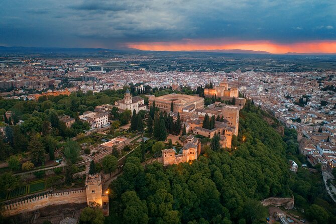 Private Guided Tour to Alhambra With Tickets to City Monuments - Tour Overview