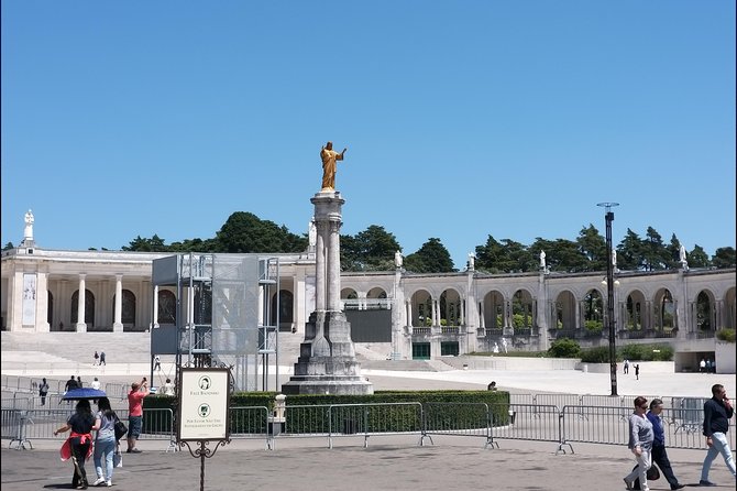 Private Tour to Fatima Sanctuary and the Little Shepherds Houses - Overview of the Tour