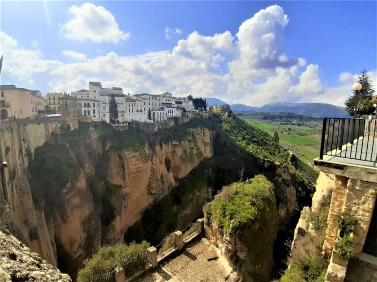 Ronda: Sightseeing Walking Tour Tour Overview