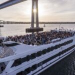 San Diego: Christmas Eve Buffet Brunch Or Dinner Cruise Event Overview