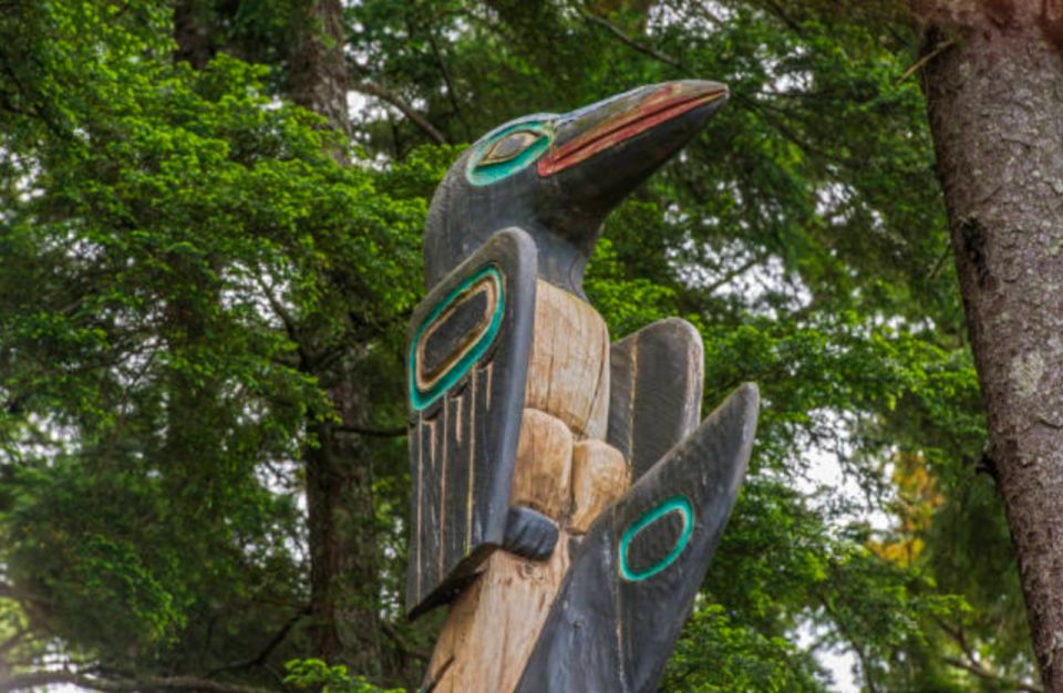 Sitka: Totem Poles, Raptor Centre, & Fortress of Bears Tour - Exploring Sitka National Historical Park