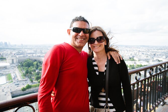 Small-Group Eiffel Tower Tour With Reserved Entry & Summit Access - Highlights of the Experience