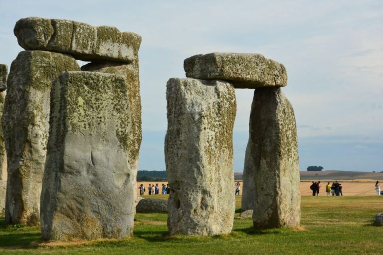 Southampton: Cruise Transfer To London Via Stonehenge Activity Overview