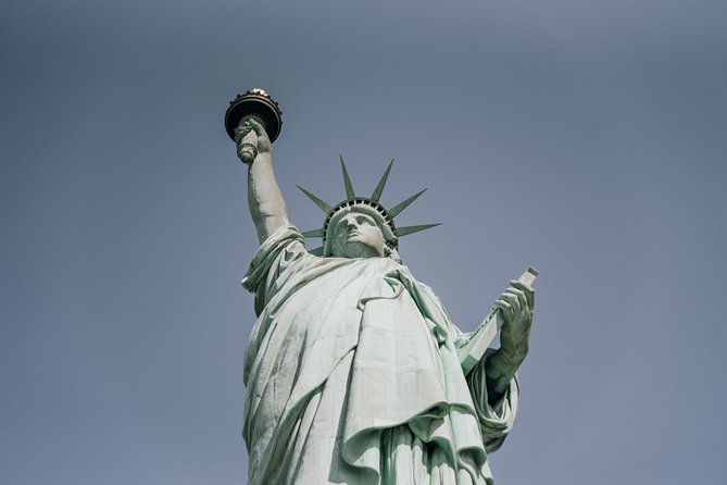 Statue of Liberty & Elis Island Guided Tour With Ferry - Tour Overview and Highlights