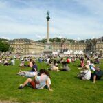 Stuttgart: Entertaining Guided Tour To Old Town Highlights Impressive Baroque Building Of New Palace