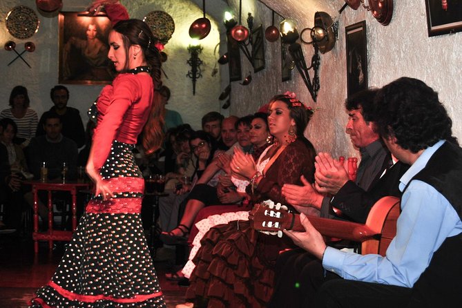 Tapas & Flamenco Private Tour Tapas, Wine & Flamenco Show Tour Description