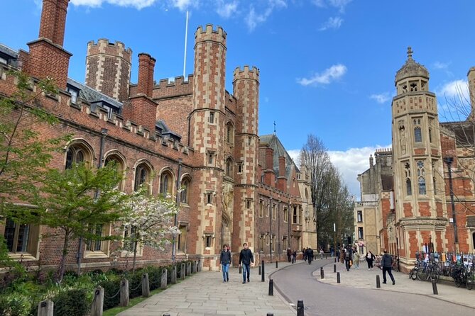 The Original Cambridge History Tour - Meeting Point