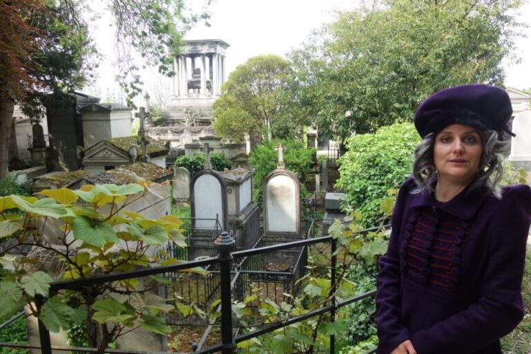 The Père Lachaise Cemetery, Guided By The Great Sibylle Tour Details