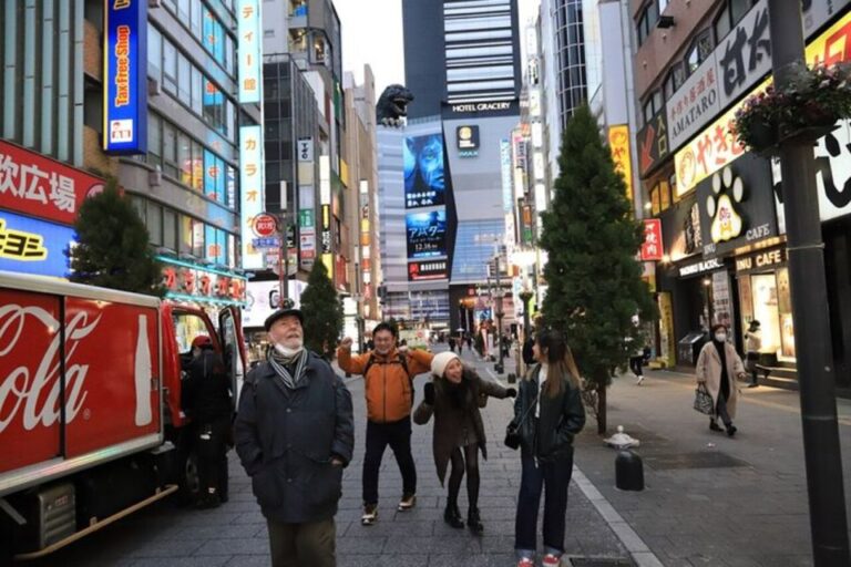 Tokyo: Shinjuku Izakaya And Golden Gai Bar Hopping Tour Tour Overview