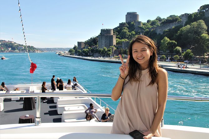 True Discovery: Full Day Tour and Cruise of Istanbul - Meeting and Pickup Details