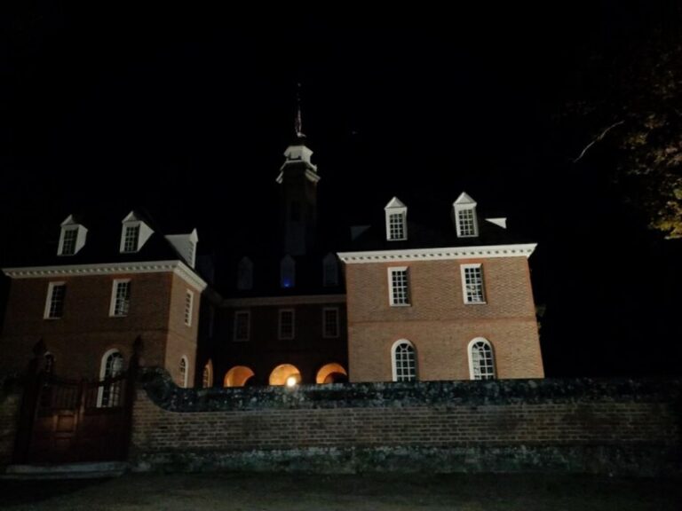 Williamsburg: Haunted Ghosts, Witches, And Pirates Tour Tour Overview