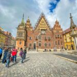 Wrocław: Old Town And Ostrów Tumski Walking Tour In English Tour Overview