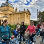 Zagreb: 2.5 Hour Highlights Bike Tour Tour Overview