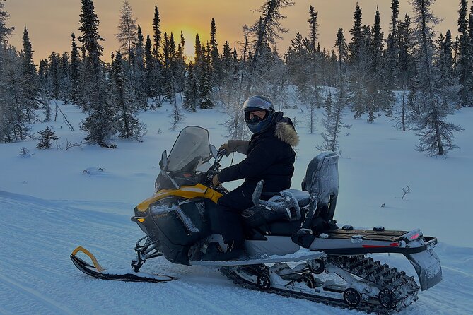 1 Hour Private Snowmobile Adventure in Yellowknife - Pickup and Meeting Locations