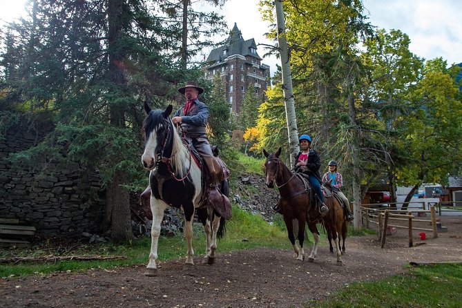 4 Hour Sulphur Mountain Horseback Ride - Meeting and Pickup