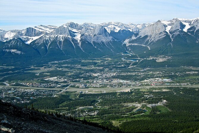 Airport Shuttle: Kootenay National Park <---> Calgary - Pickup and Drop-off Locations