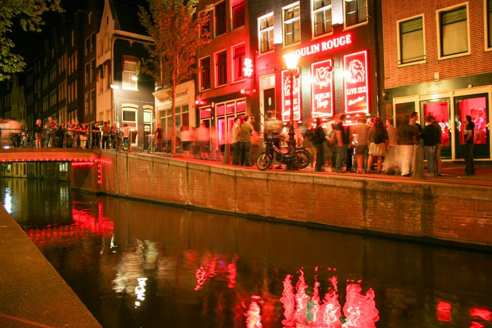 Amsterdam: After Dark Red Light District Tour - Itinerary Highlights