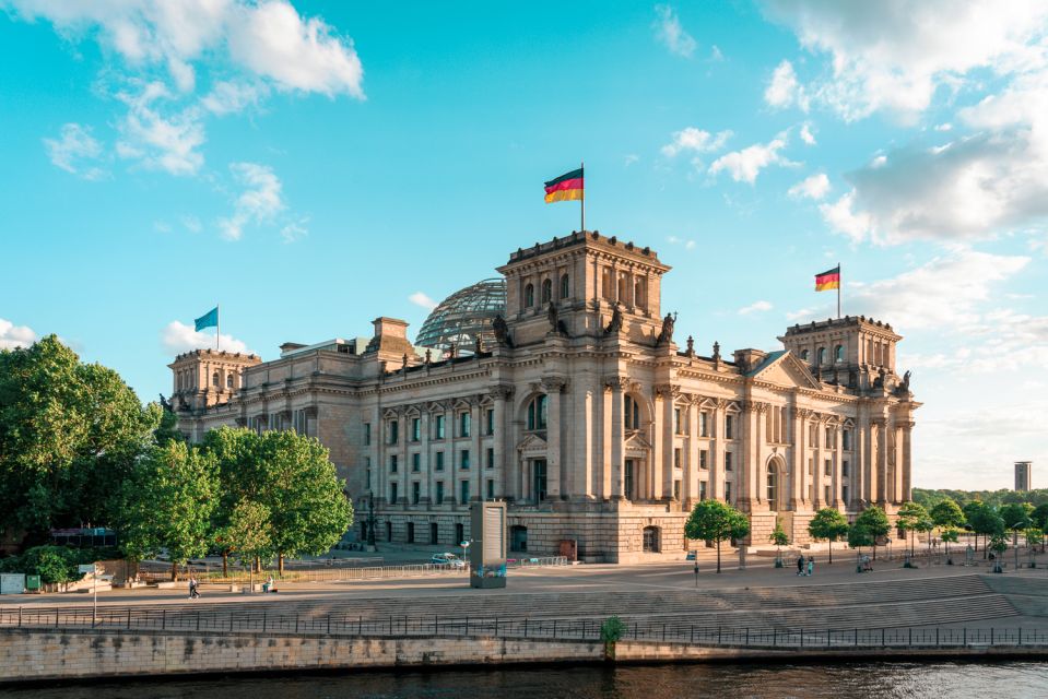 Berlin Reichstag and Glass Dome Private Tour - Highlights of the Experience