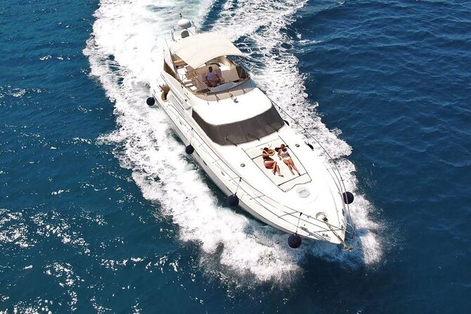 Bodrum Private Motor-Yacht Sunset Tour With Dinner For 3 Hours - Included Amenities