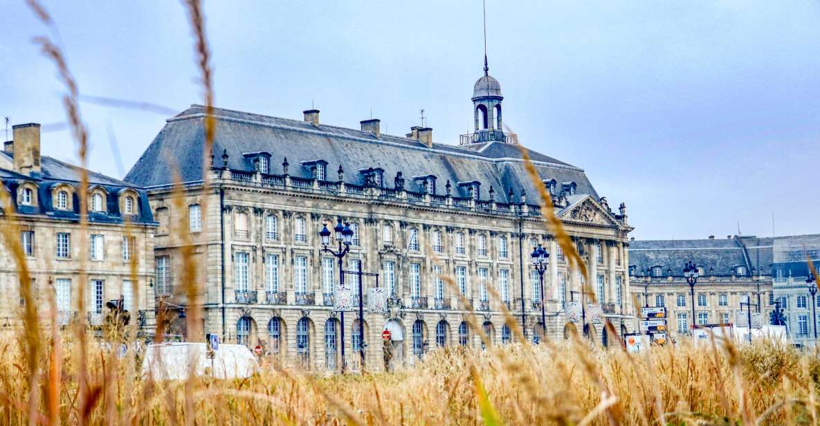 Bordeaux: Private Exclusive History Tour With a Local Expert - Exploring Iconic Landmarks