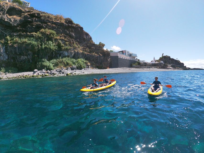 Câmara De Lobos: Private Guided Kayaking Tour in Madeira - Kayaking Highlights