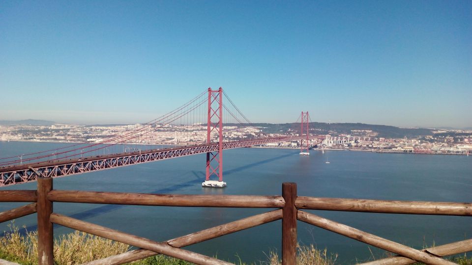 City Tour of Lisbon; in a Private Car - Pickup and Drop-off